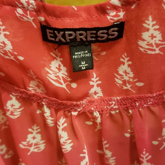 🩴🏖👟Express Shear Summer Top NWOT - Picture 6 of 6